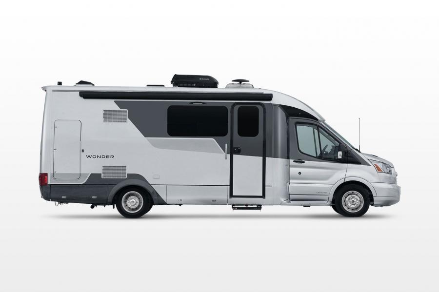  Leisure Travel Vans Wonder 2016 года  (фото 2 из 12)